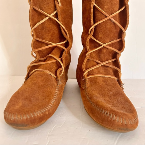 Minnetonka Suede Moccasins Lace-Up Fringe Knee High Boots Women’s size 8 - Picture 2 of 13